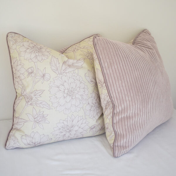 Vintage Cream Scatter Cushions